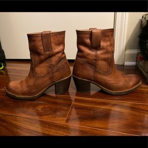 Frye leather boots size 5.5